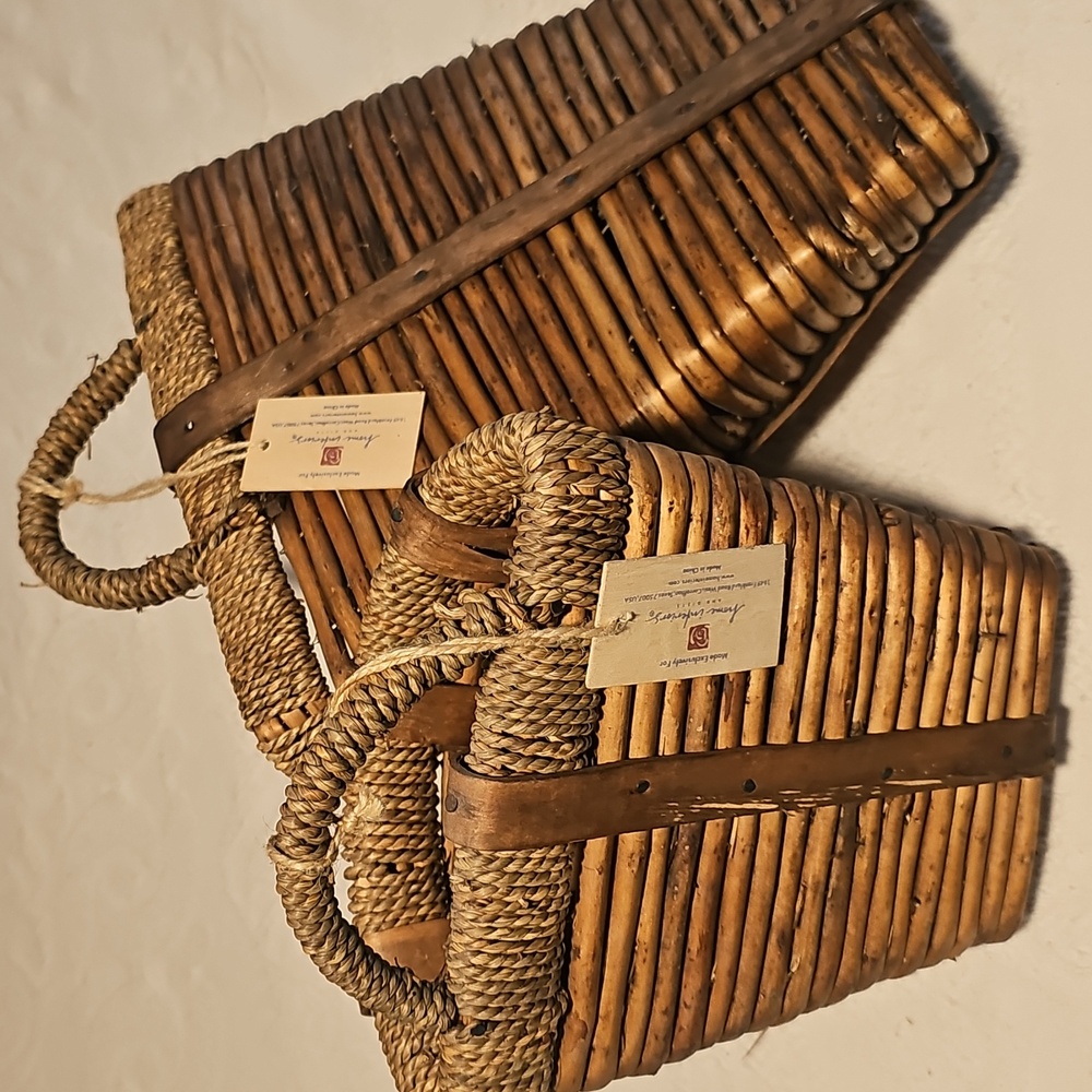 Home Interiors Pair of Rustic Brown Wicker Wall Baskets NWT never used - Picture 2 of 4